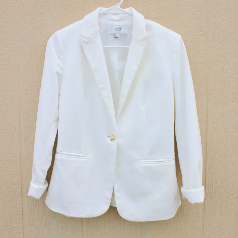 White Oversized blazer